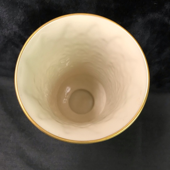 Lenox Vase, Autumn Leaf pattern 24k gold trim - Picture 2 of 6
